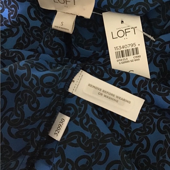 LOFT Top Womens Size Small Chain Link Pattern Black Blue Lightweight - Picture 9 of 10